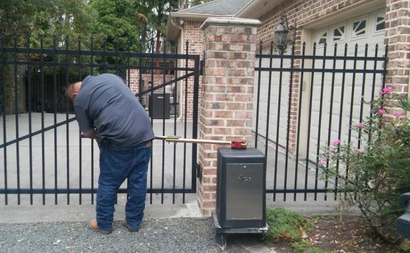 Automatic gate opener